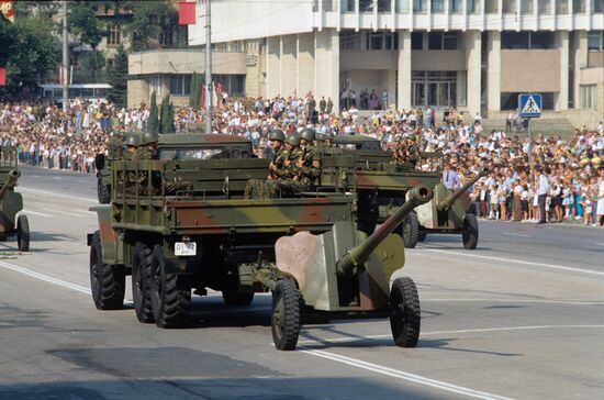 Military parade in Tiraspol