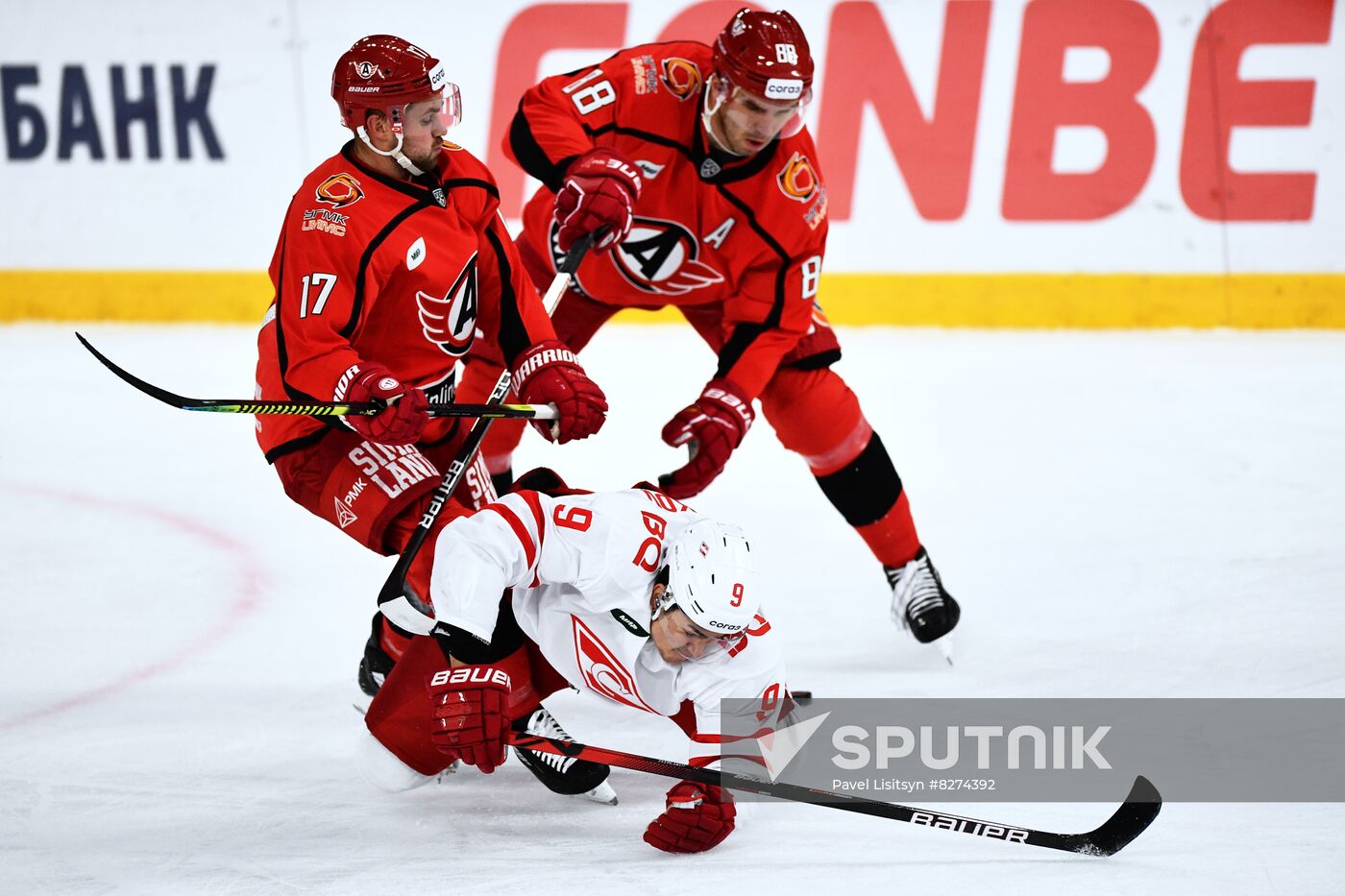 Russia Ice Hockey Kontinental League Avtomobilist - Spartak