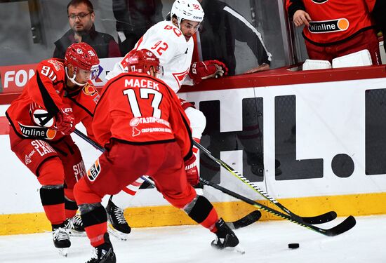 Russia Ice Hockey Kontinental League Avtomobilist - Spartak