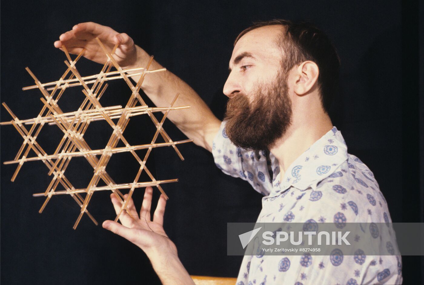 Alexander Kushelev, head of Nanomir (Nanoworld) Laboratory-Studio