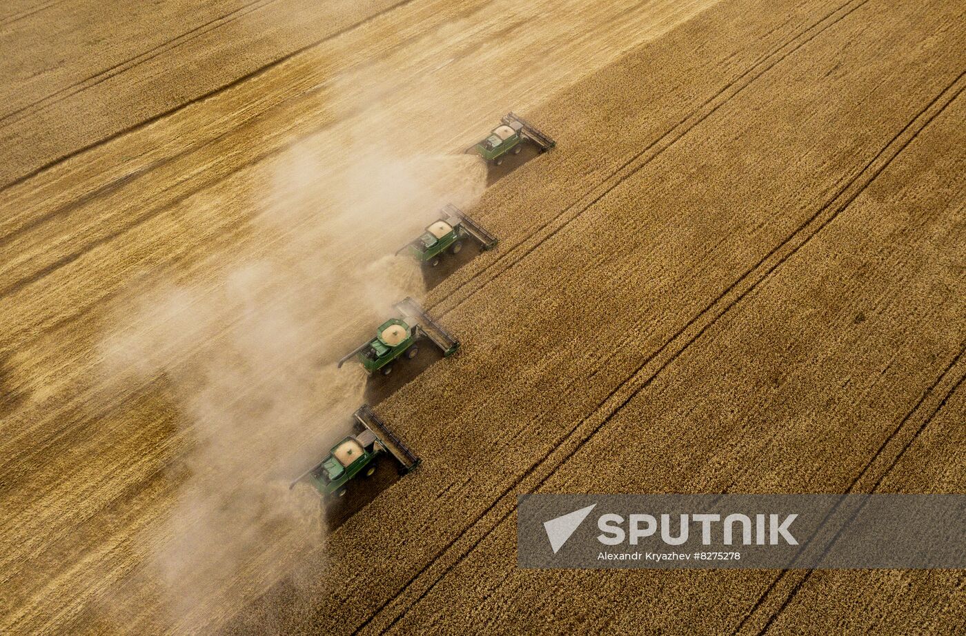 Russia Agriculture Harvesting