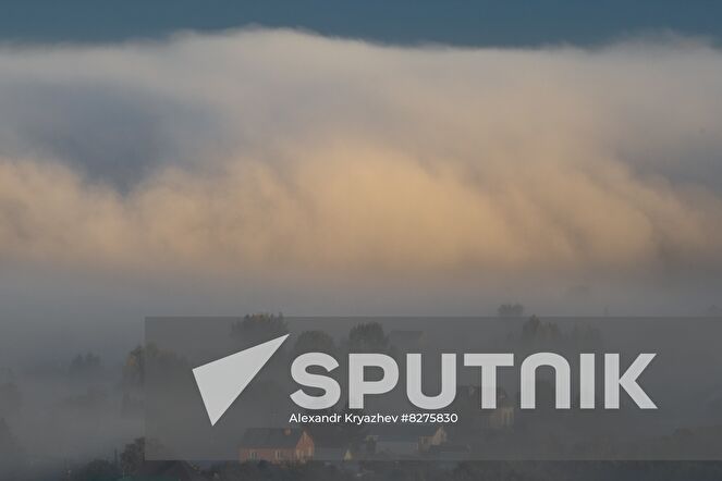 The view shows a residential district covered with morning fog in the left-bank part of Novosibirsk, Russia. Location: Russia, Novosibirsk. Author: Alexandr Kryazhev/Sputnik. Russia Weather