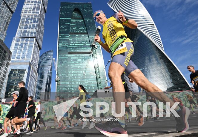 Runners make their way during the Moscow marathon, in Moscow, Russia. Location: Russia, Moscow. Author: Grigory Sysoev/Sputnik. Russia Moscow Marathon