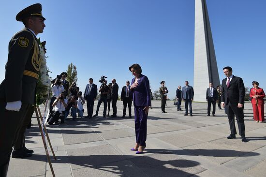 Armenia US Pelosi