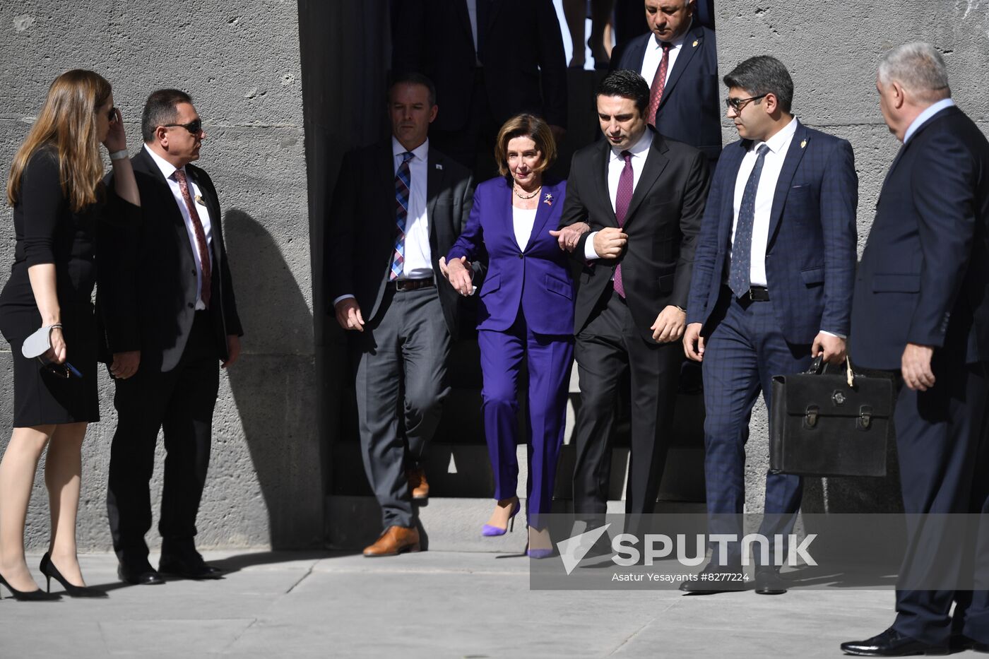 Armenia US Pelosi