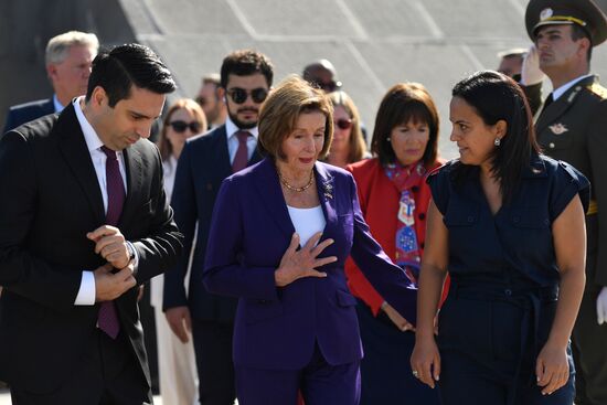 Armenia US Pelosi