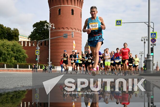 Runners make their way during the Moscow marathon, in Moscow, Russia. Location: Russia, Moscow. Author: Pavel Bednyakov/Sputnik. Russia Moscow Marathon