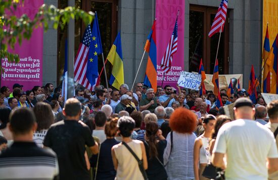 Armenia Protest