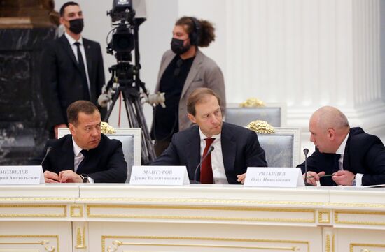 Russia Putin Defence Industry