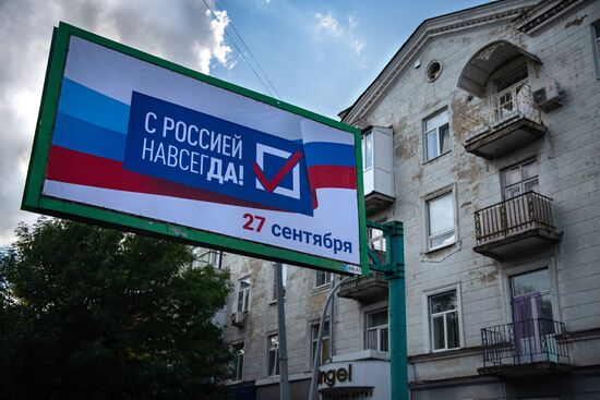 LPR Ukraine Russia Joining Referendum Preparations