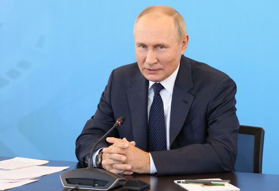 Russia Putin Northwestern Federal District