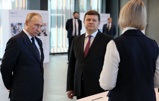 Russia Putin Northwestern Federal District