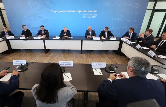 Russia Putin Northwestern Federal District