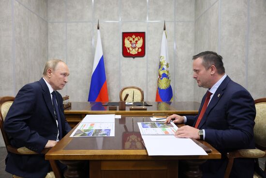 Russia Putin Northwestern Federal District