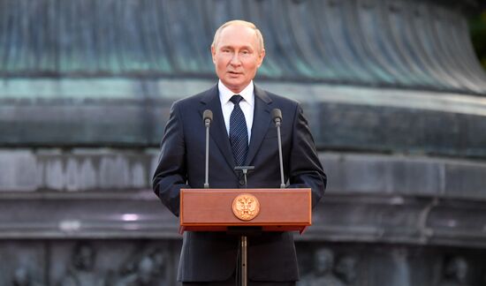 Russia Putin Northwestern Federal District