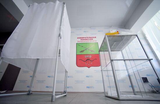 DPR LPR Ukraine Russia Joining Referendum Preparations