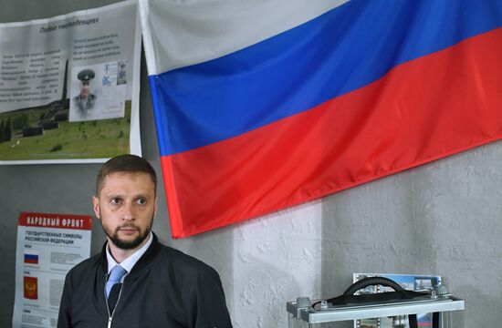 DPR LPR Ukraine Russia Joining Referendum Preparations