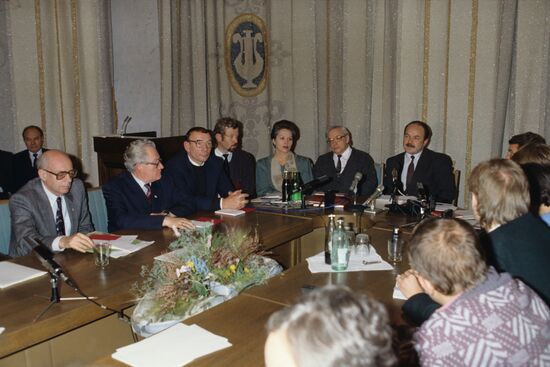 News conference on USSR cultural policy