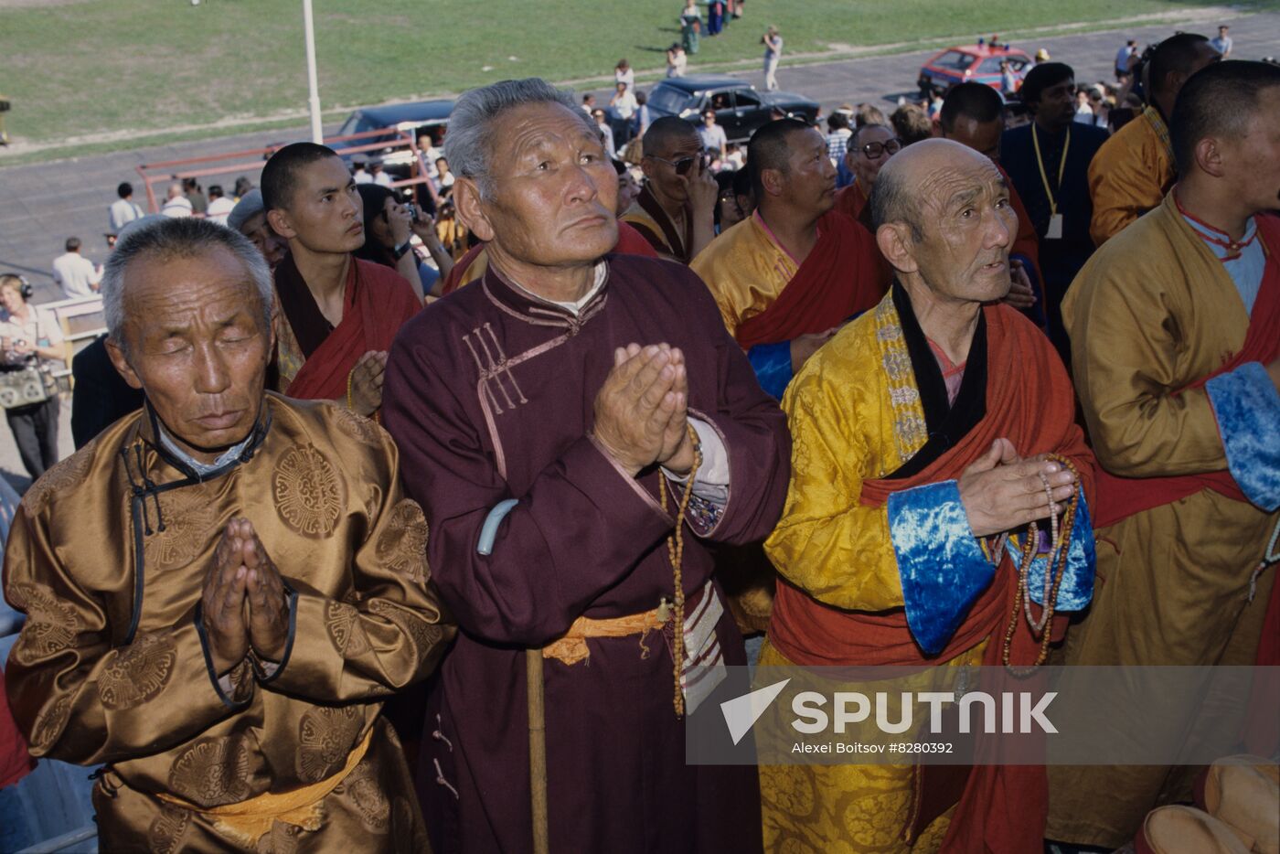 14th Dalai Lama visits USSR