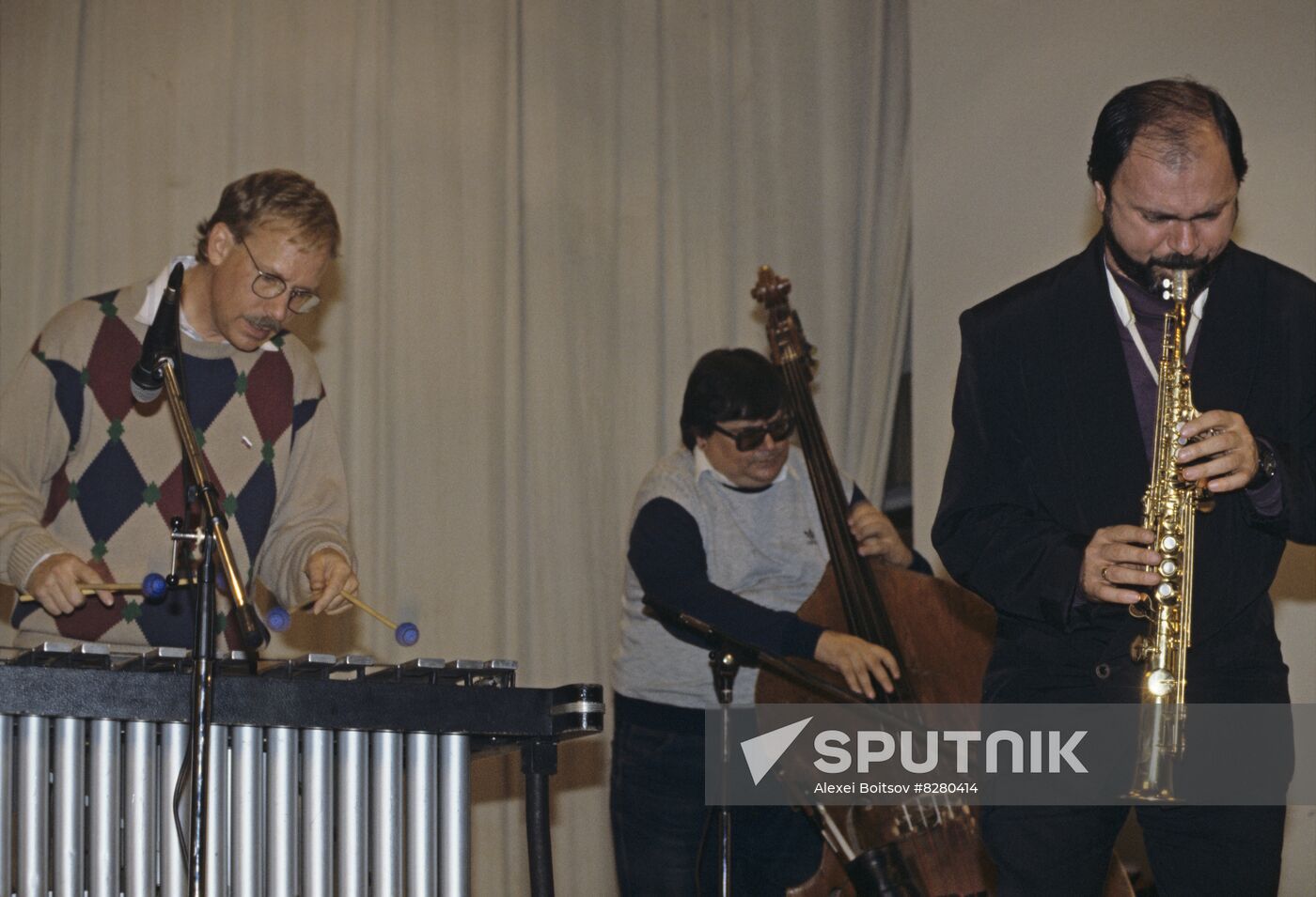 American jazz vibraphonist Gary Burton performs live in USSR