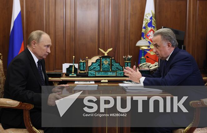 Russian President Vladimir Putin meets with DOM.RF Foundation CEO Vitaly Mutko at the Kremlin in Moscow, Russia. Location: Russia, Moscow. Author: Gavriil Grigorov/Sputnik. Russia Putin
