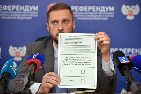 DPR LPR Ukraine Russia Joining Referendum Ballots