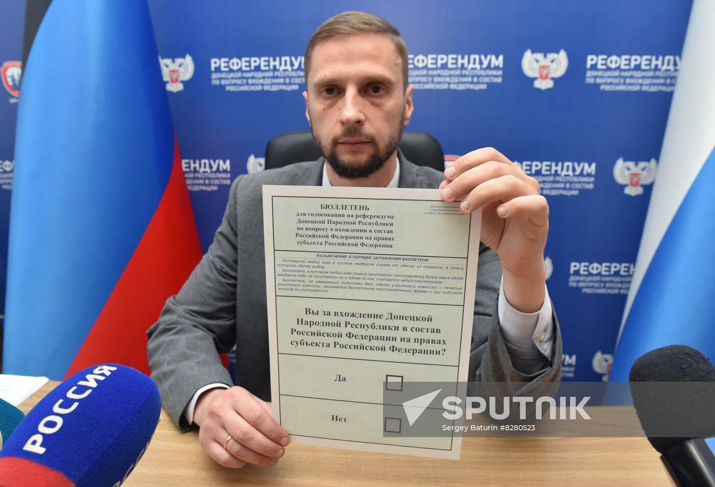 DPR LPR Ukraine Russia Joining Referendum Ballots