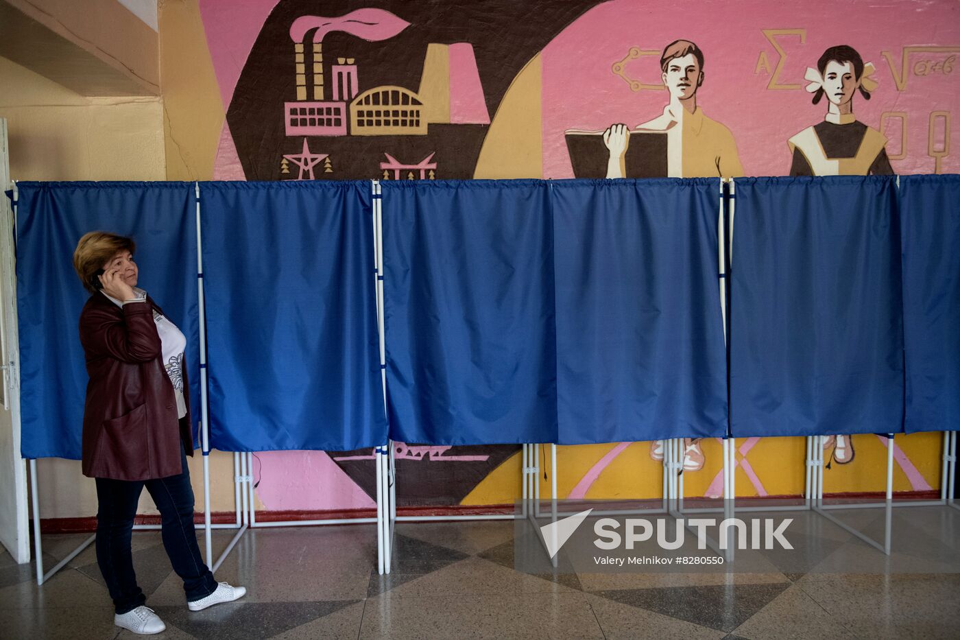 DPR LPR Ukraine Russia Joining Referendum Preparations