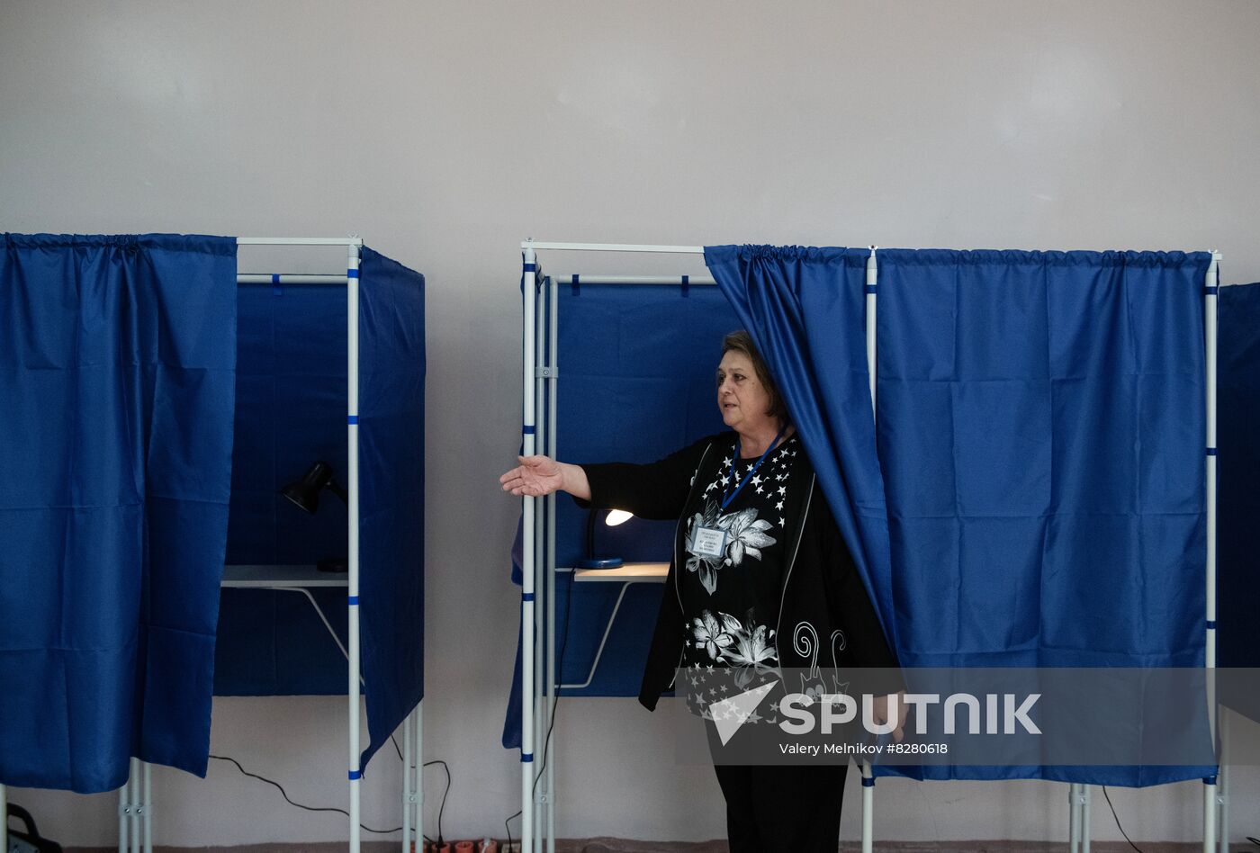 DPR LPR Ukraine Russia Joining Referendum Preparations