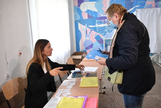DPR LPR Ukraine Russia Joining Referendum Preparations