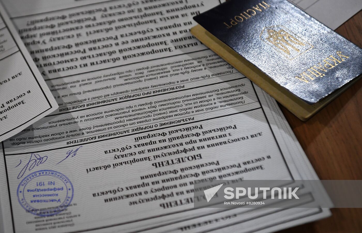 Ukraine Russia Joining Referendum