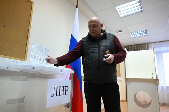 Russia Joining Referendum