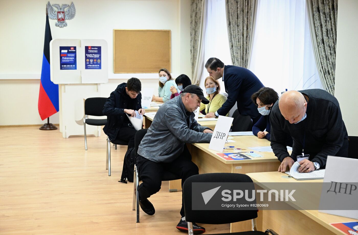 Russia Joining Referendum