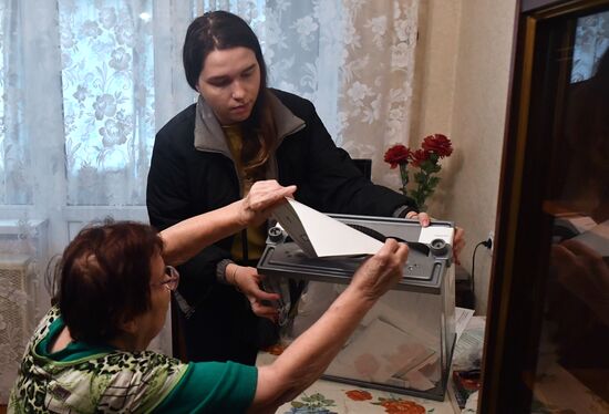 DPR LPR Russia Joining Referendum