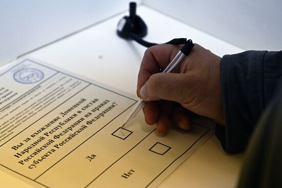 Russia Joining Referendum