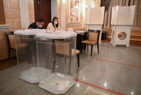 Russia Joining Referendum