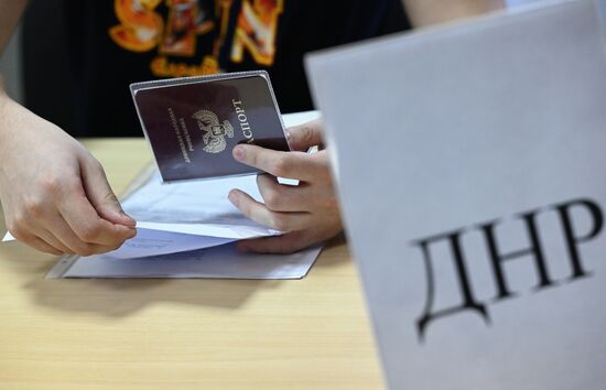 Russia Joining Referendum