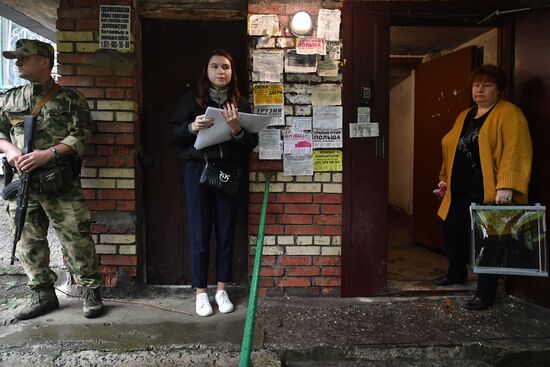 DPR LPR Russia Joining Referendum