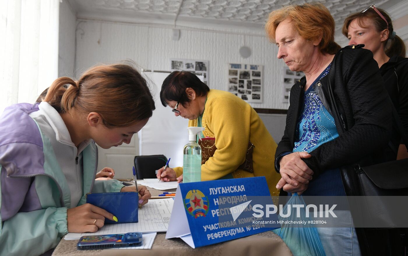 Russia Joining Referendum Regions