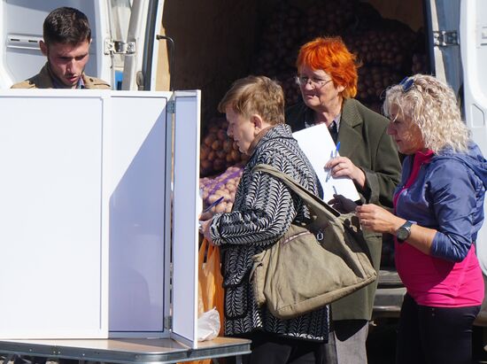 Ukraine Russia Joining Referendum