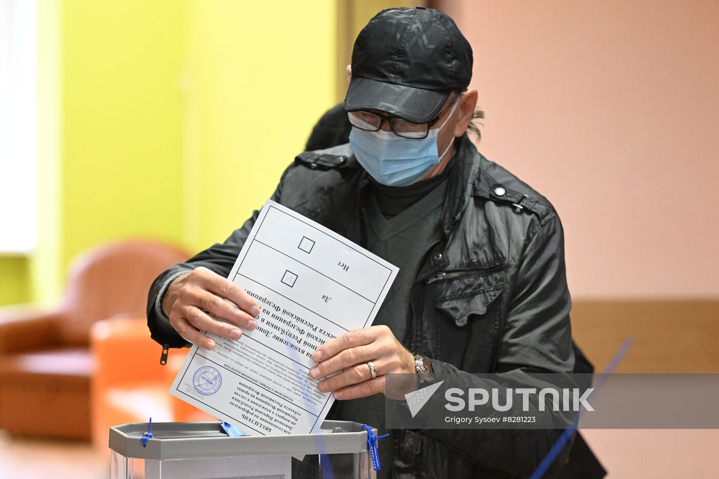 Russia Joining Referendum