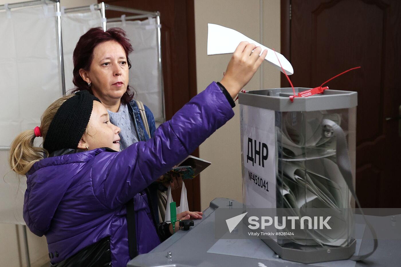 Russia Joining Referendum Regions