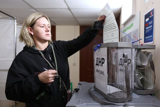 Russia Joining Referendum Regions