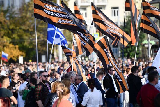 Russia Joining Referendum Regions Support Rallies