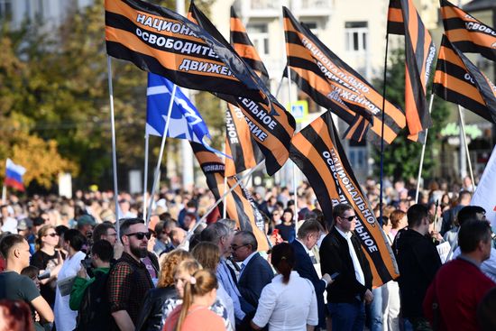 Russia Joining Referendum Regions Support Rallies