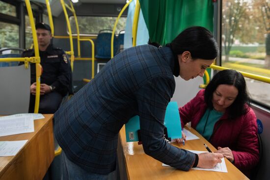 DPR LPR Russia Joining Referendum