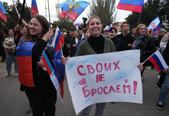 Russia Joining Referendum Regions Support Rallies