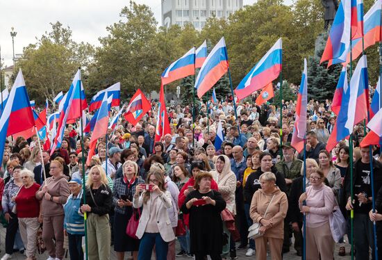 Russia Joining Referendum Regions Support Rallies