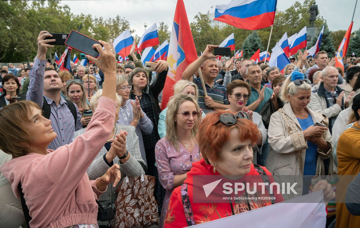 Russia Joining Referendum Regions Support Rallies