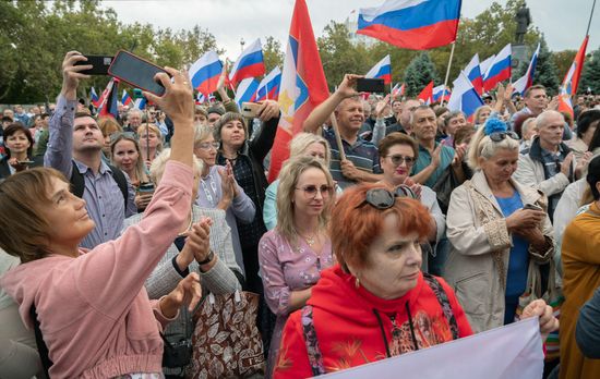 Russia Joining Referendum Regions Support Rallies